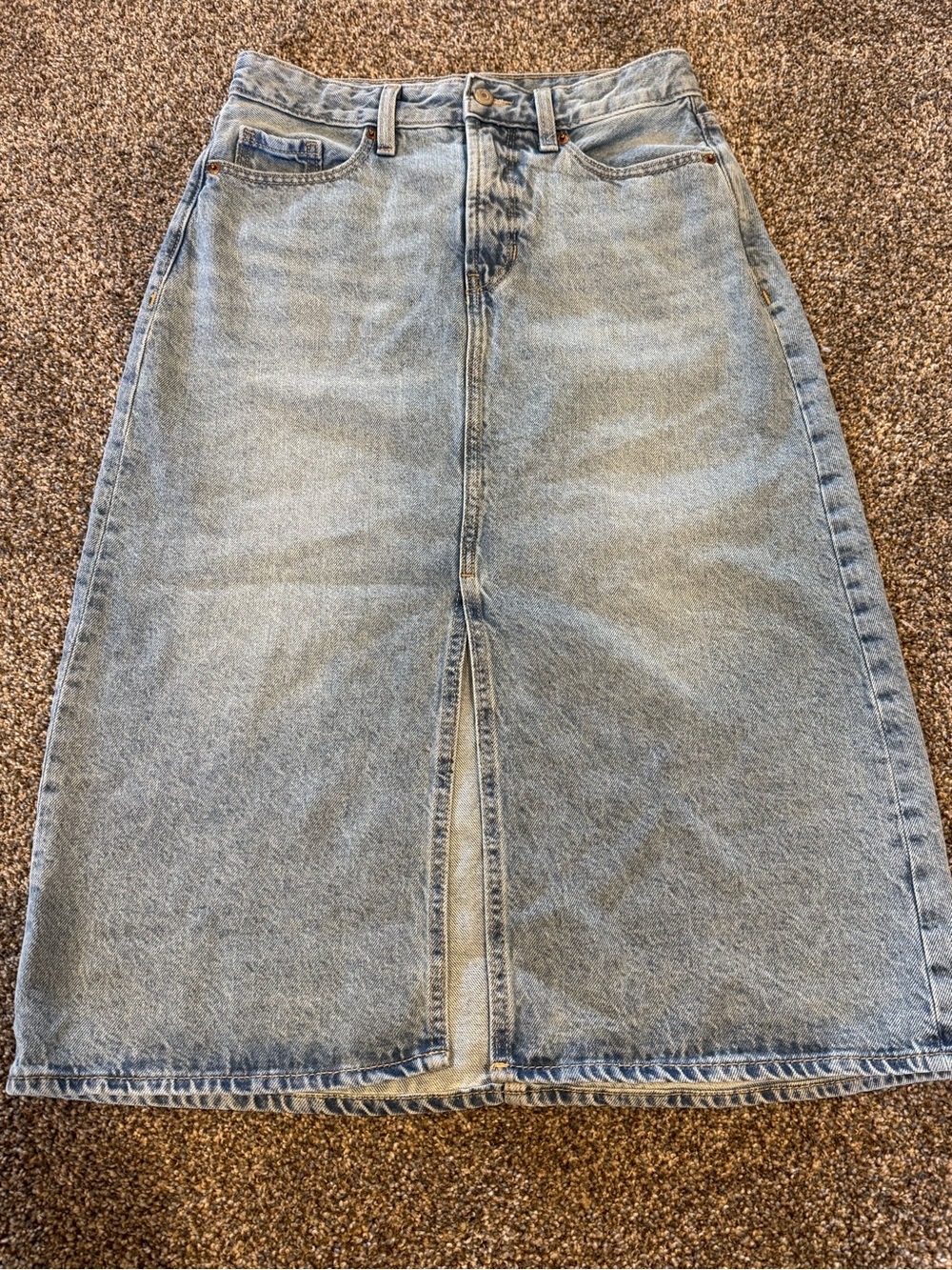 Old Navy Light Blue Denim Maxi Skirt High Rise w/Front Slit size 4 ( 30”long)